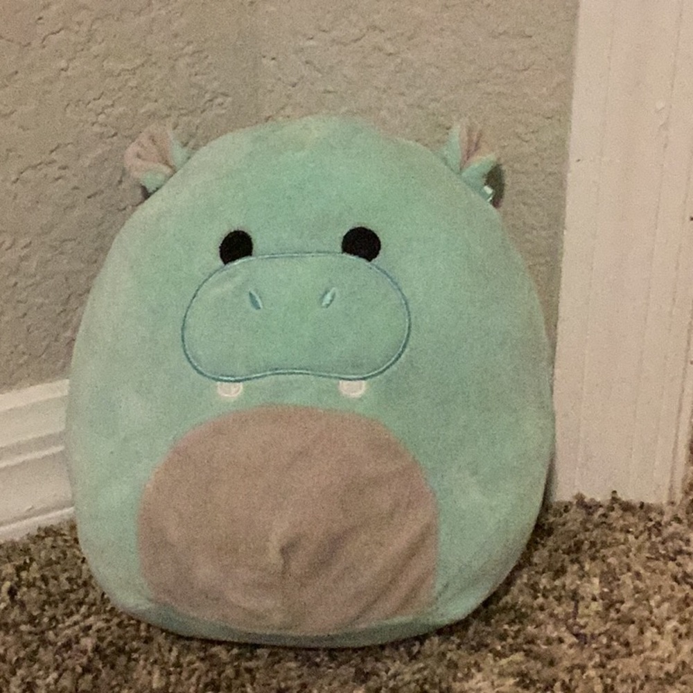 Hank 8 inch Squishmallow (hippo)